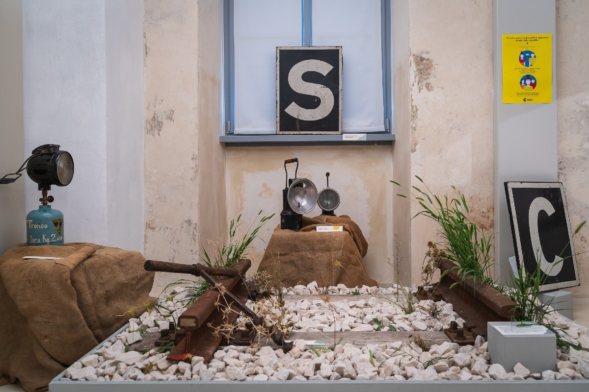 Binario 1_sale espositive